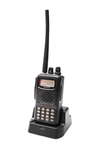 YAESU RADIO V/UHF FT-60R World Shop