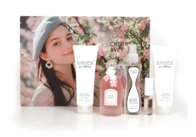 CARLOTTA SET  PERFUME CHERRY AVENUE     838400 World Shop